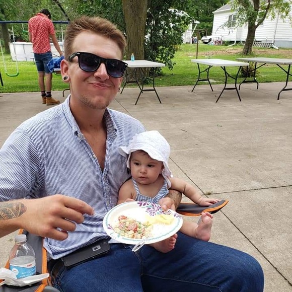 Meet your Posher, Alex - Picture 1 of 1